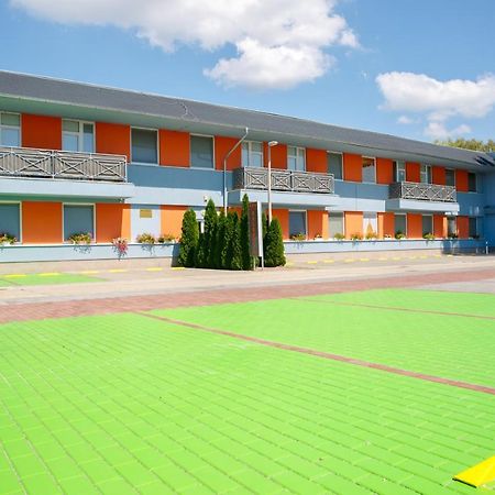 نيترا Agro Complex Apartments المظهر الخارجي الصورة