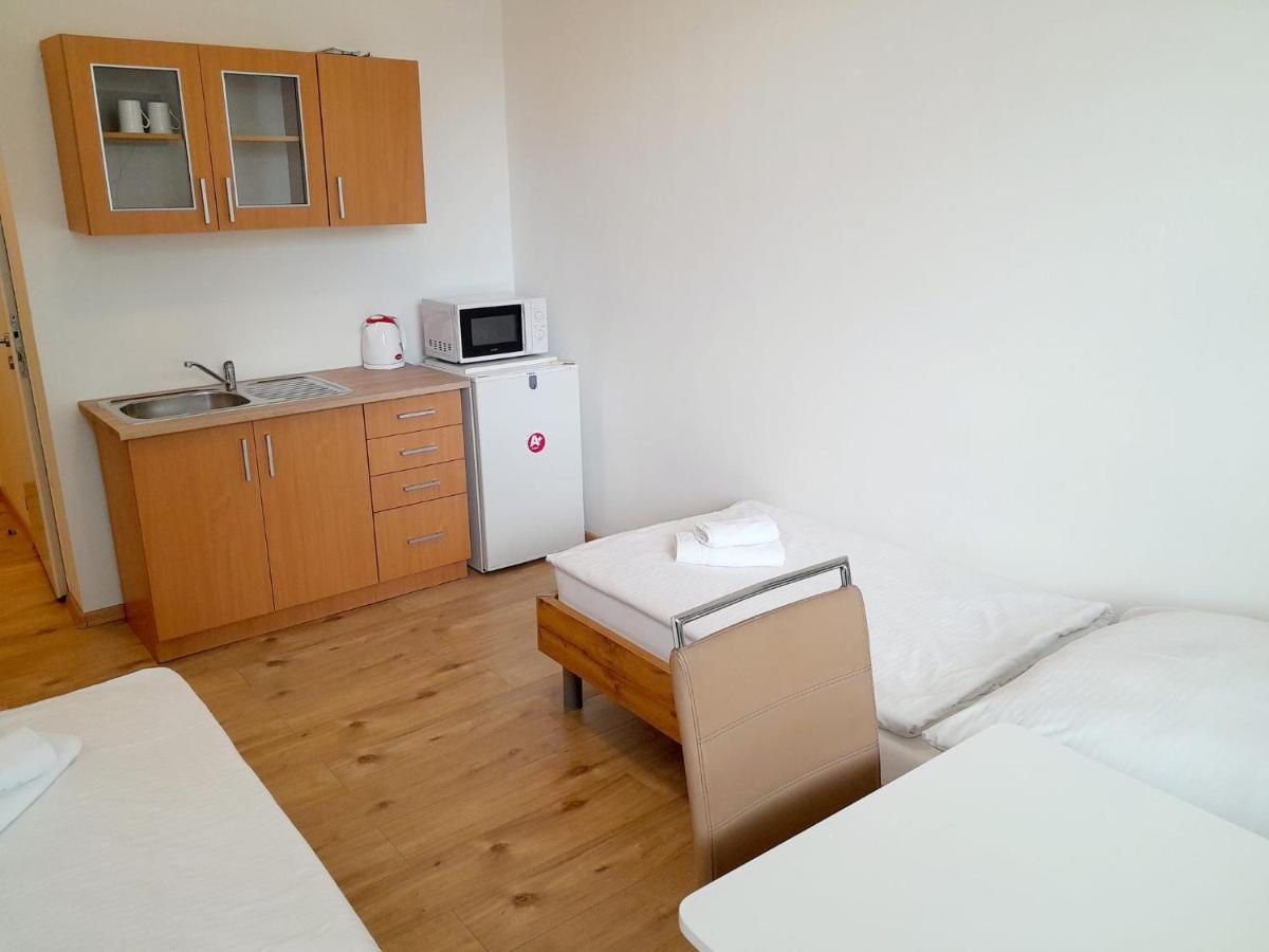 نيترا Agro Complex Apartments المظهر الخارجي الصورة