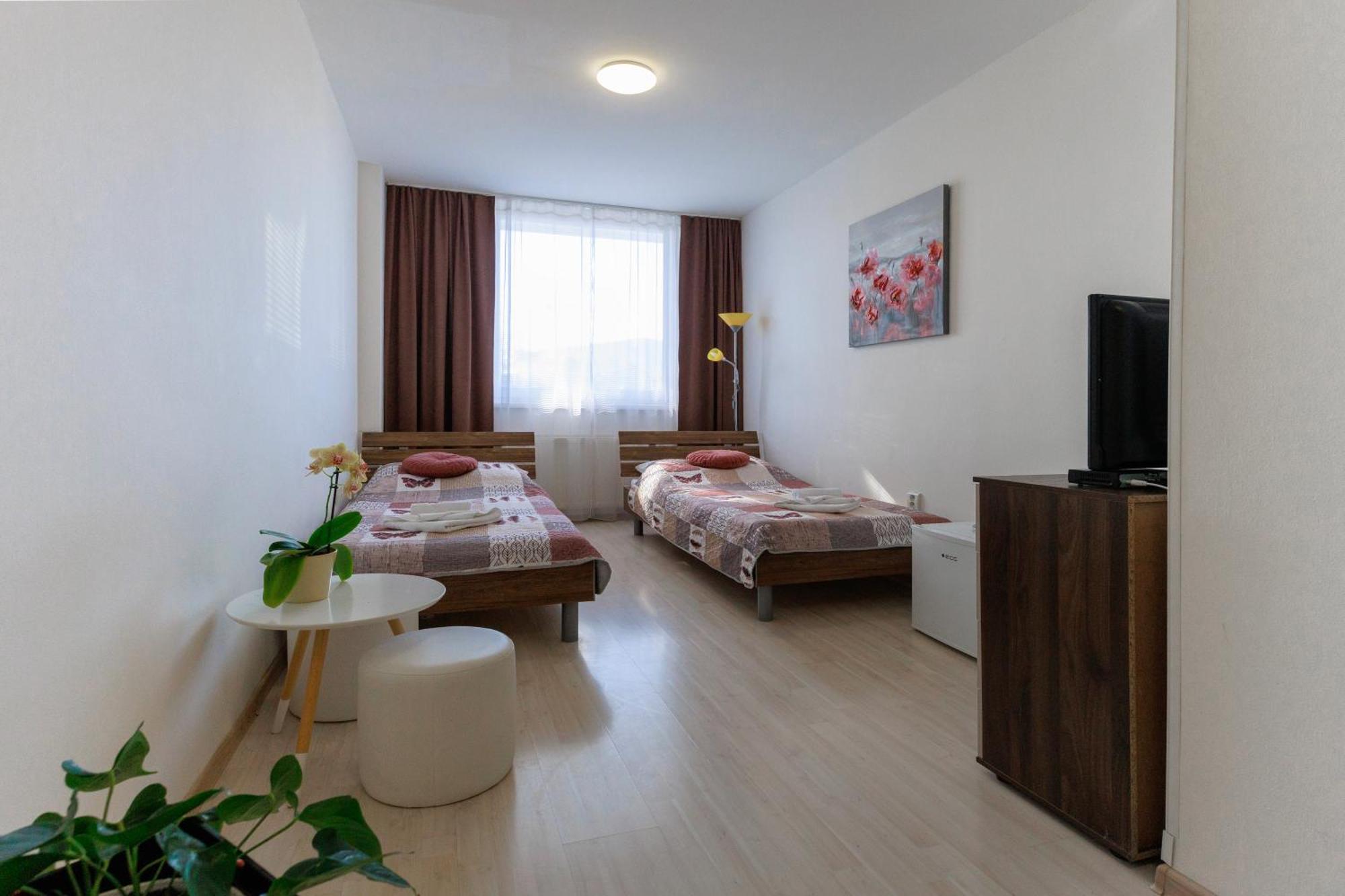 نيترا Agro Complex Apartments المظهر الخارجي الصورة